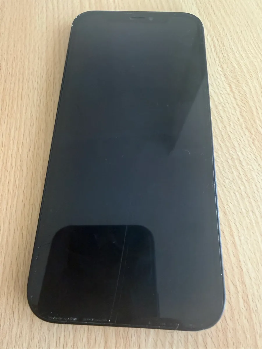 Apple iPhone 12 64GB Black 2