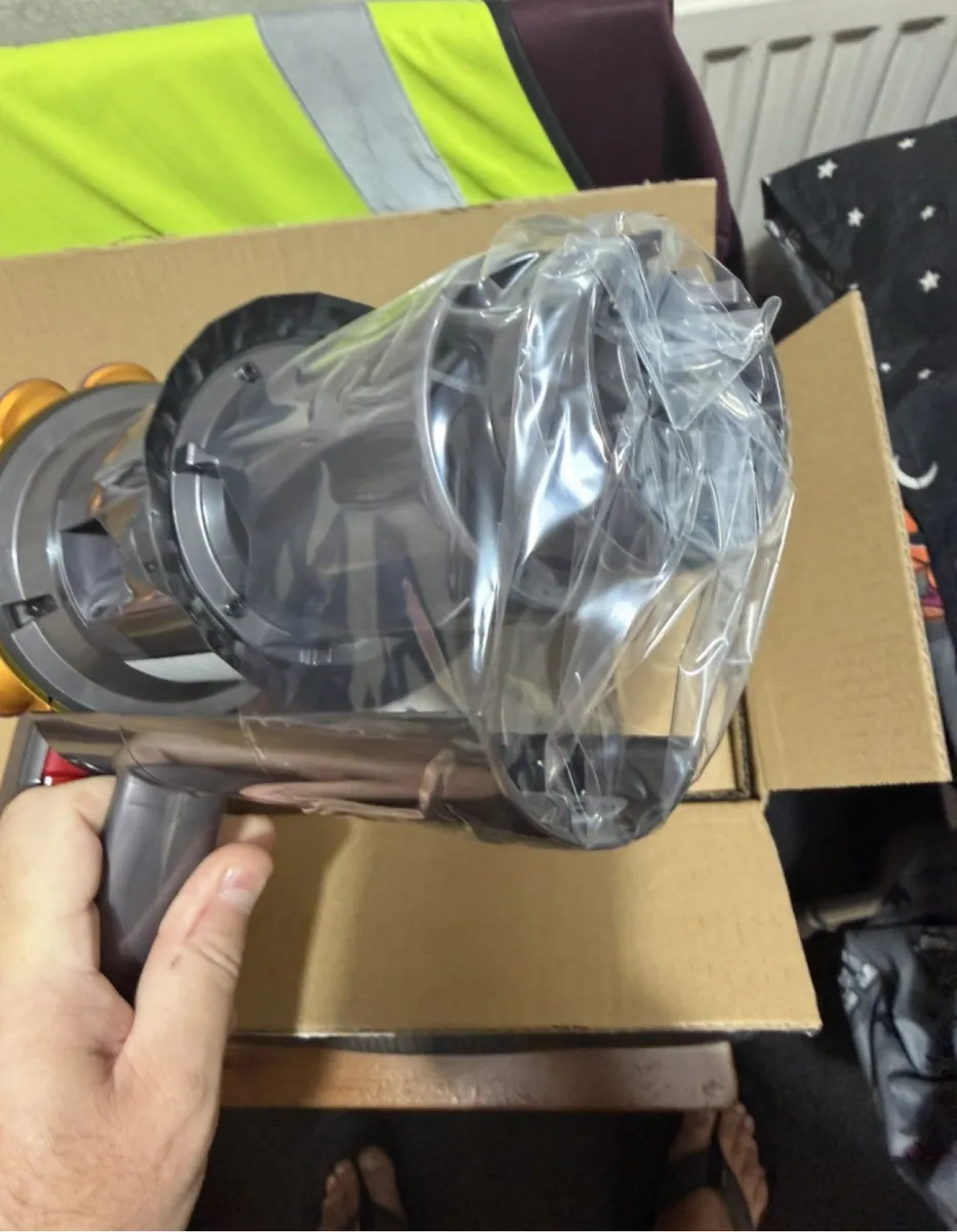 Dyson V15 Detect Absolute 5
