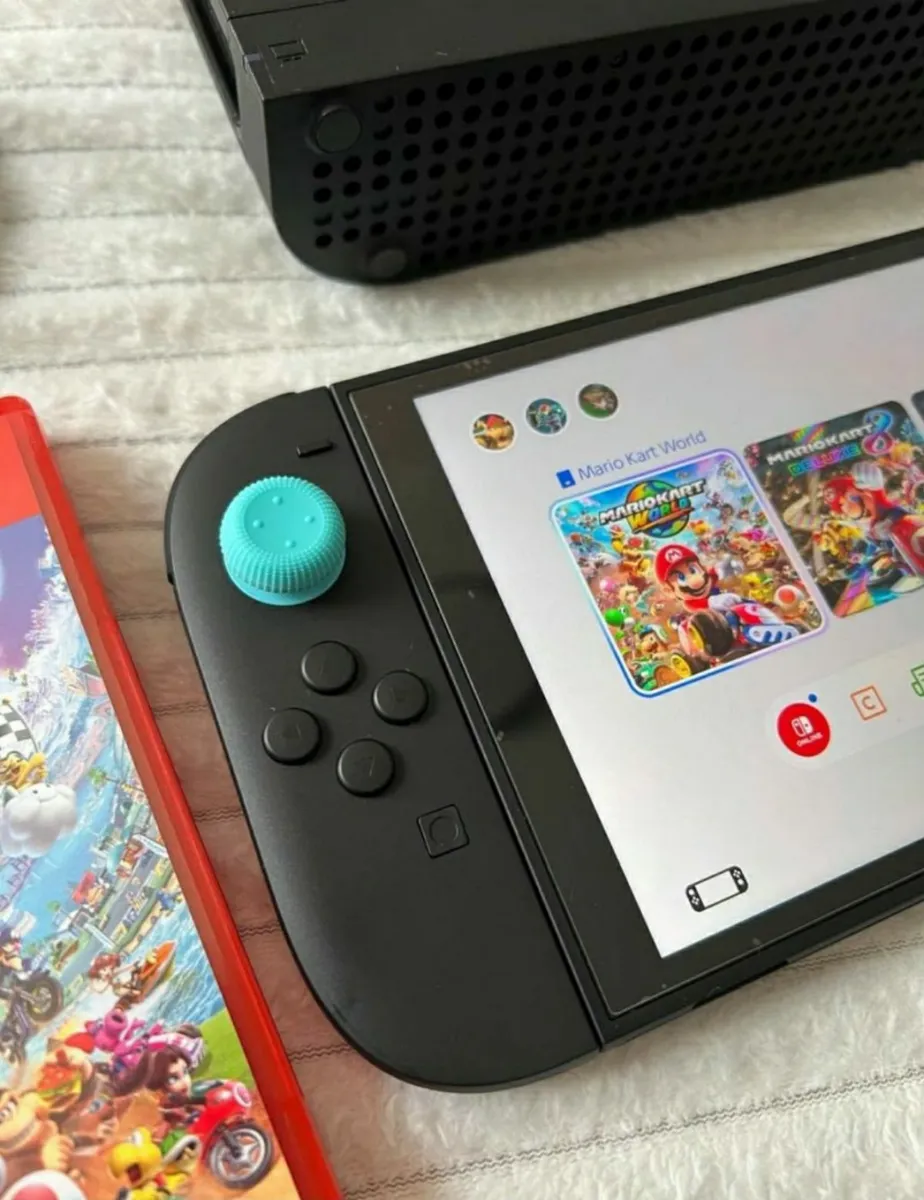 Nintendo switches oled 3