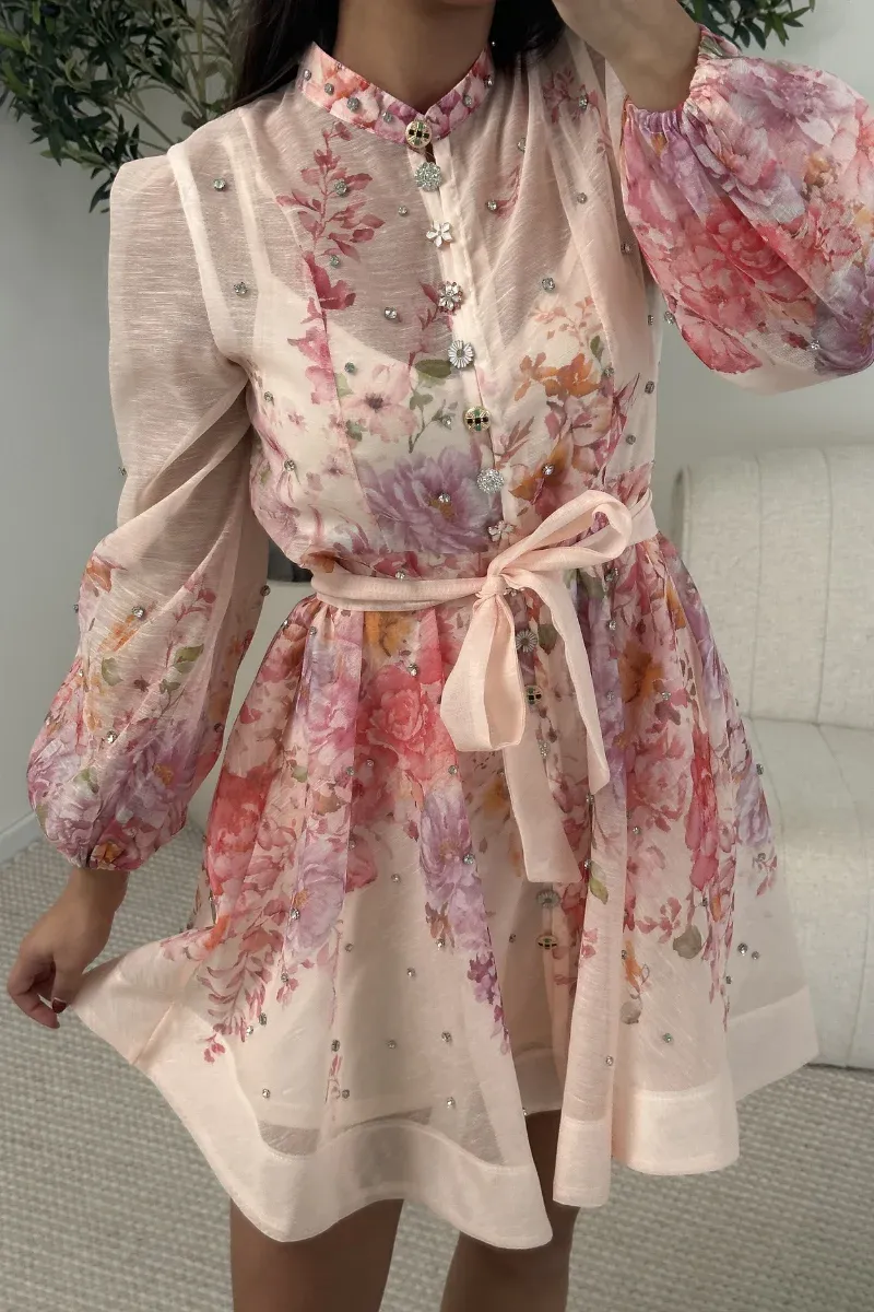 Robe courte à motifs imprimées et ceinture taille 2