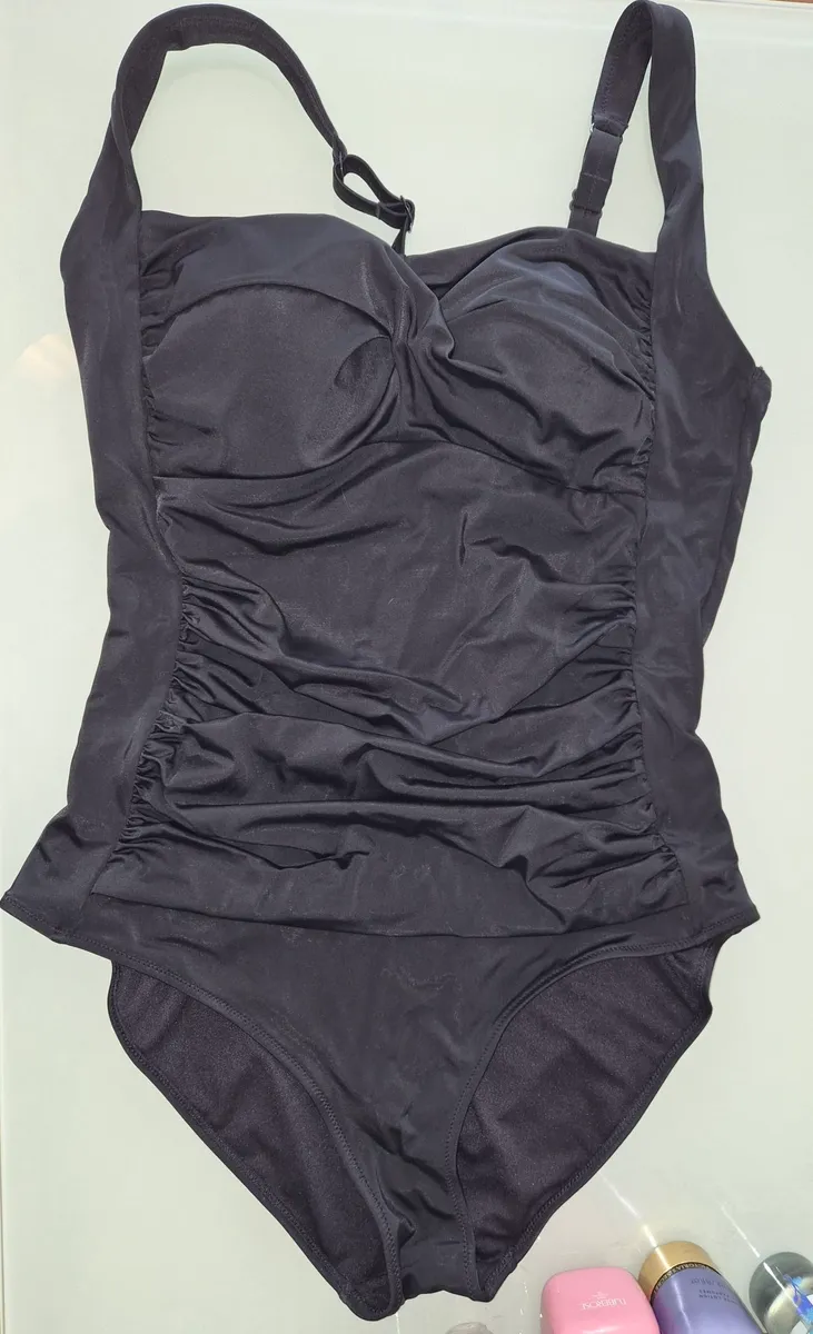 Maillot de bain noir 2