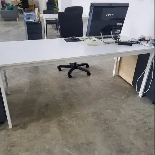 Table extensible IKEA Blanche VANGSTA 3