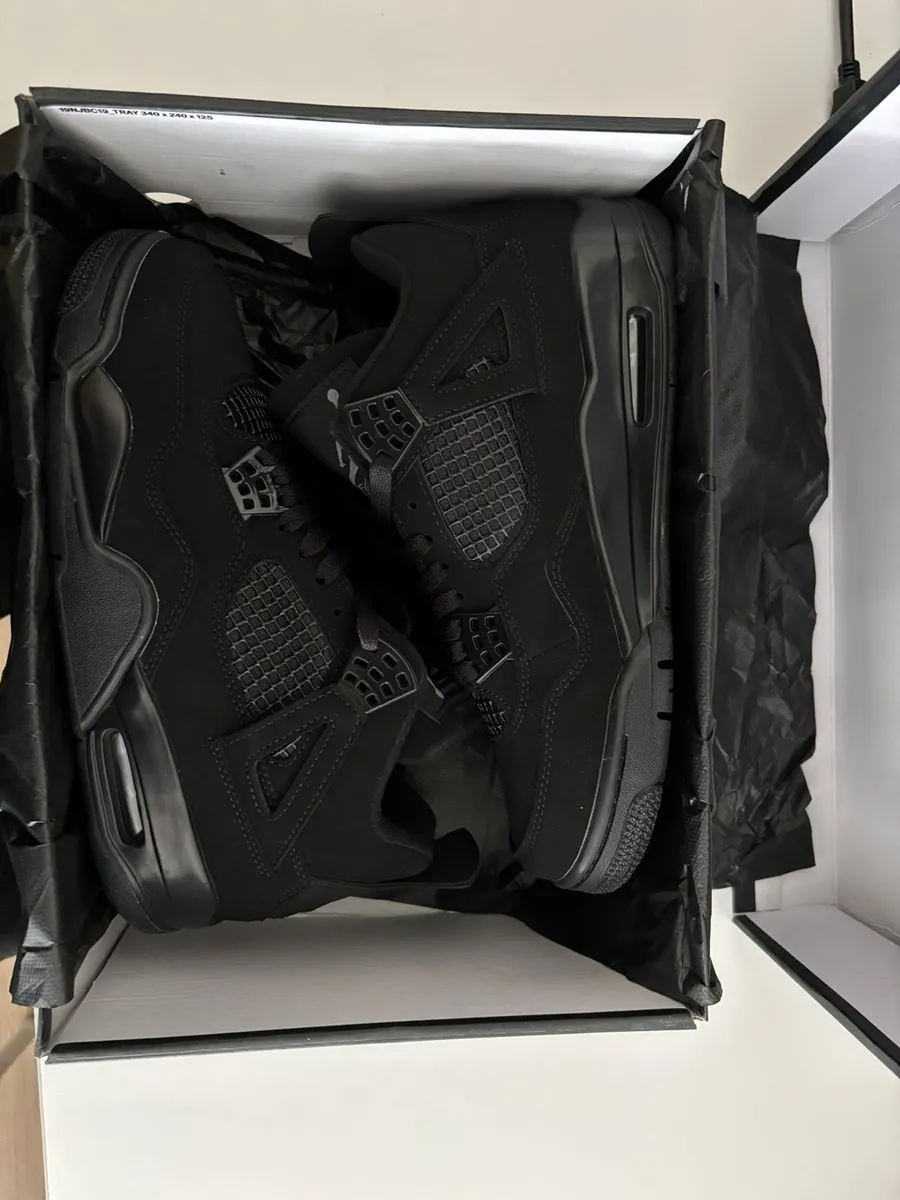 AIR JORDAN 4 RETRO (AJ) 2
