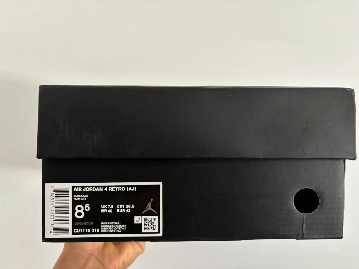 AIR JORDAN 4 RETRO (AJ) 3