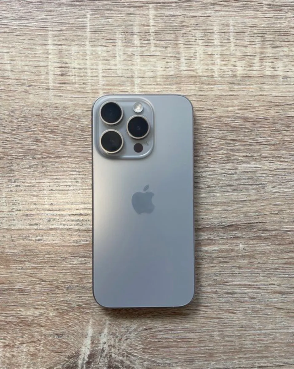 iphone 15 pro 3