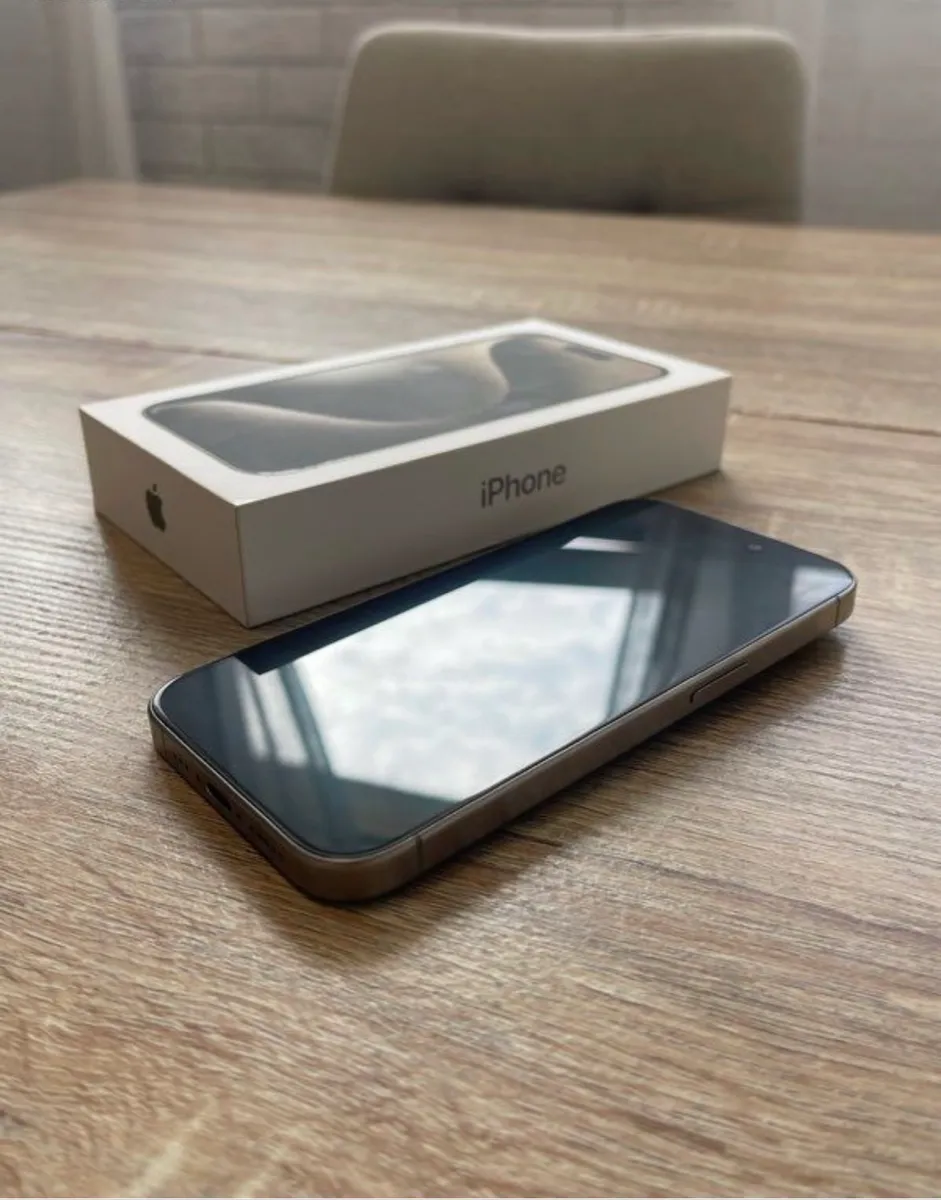 iphone 15 pro 4