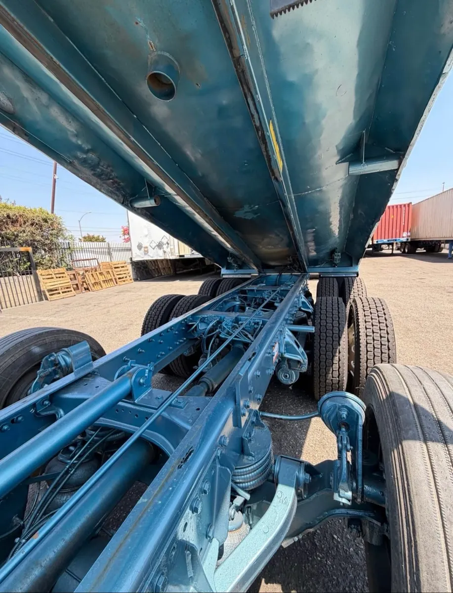 2021 PETERBILT 348 SUPER 10 DUMP 4