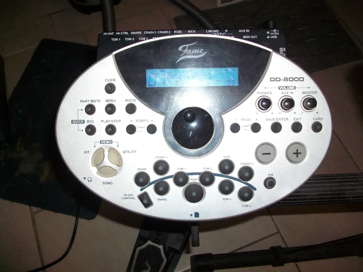 E-Drum Set 4 Toms, Hi-Hat, Ride und 2 x Crash 5