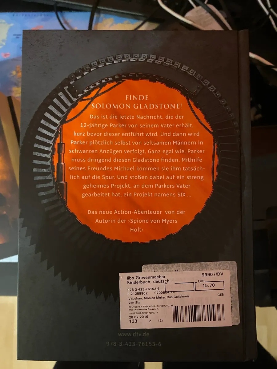 ,,Das Geheimnis von SIX" von Monica M. Vaughan 2