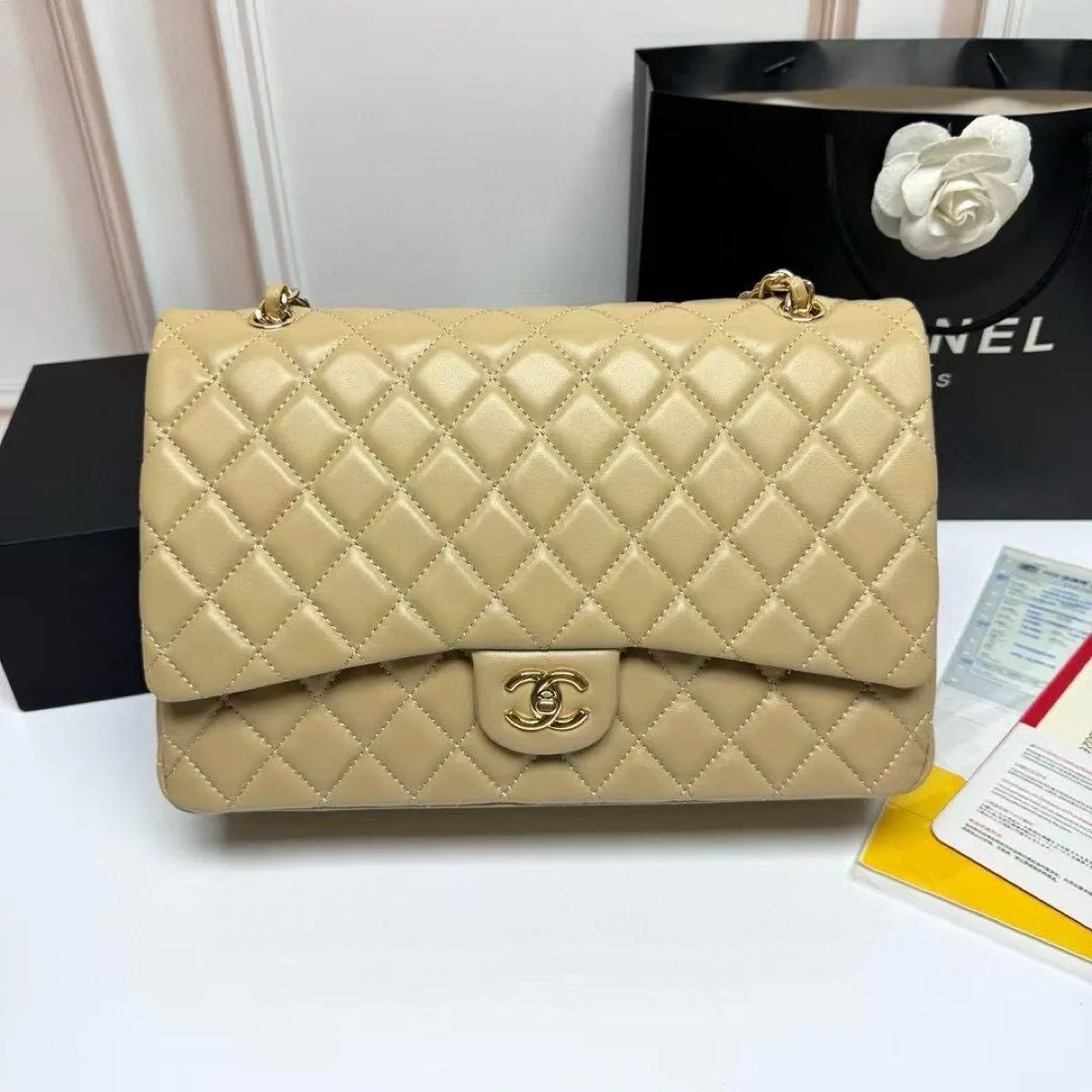 Chanel White Quilted Bag 3