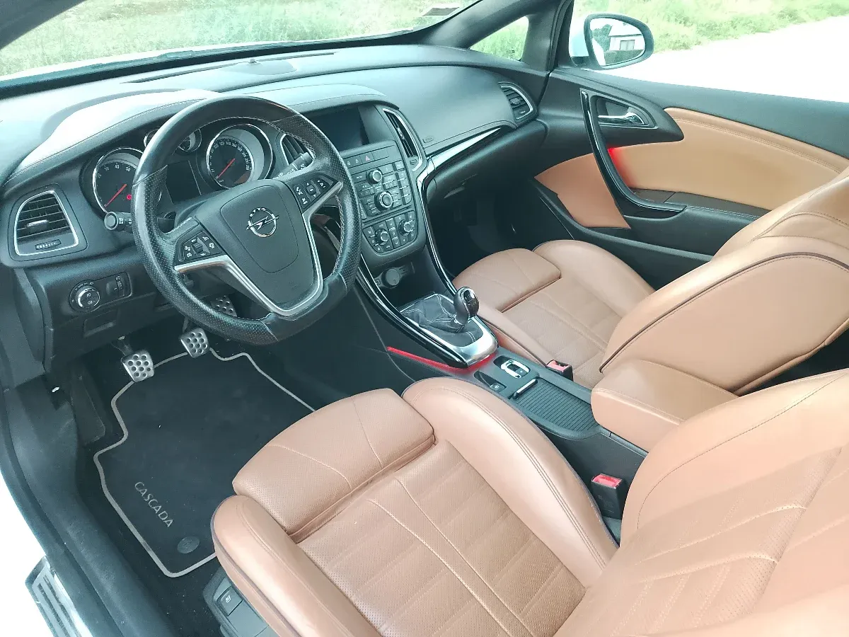 Opel Cascada Innovation Cabriolet – 2018 | 112 500 2