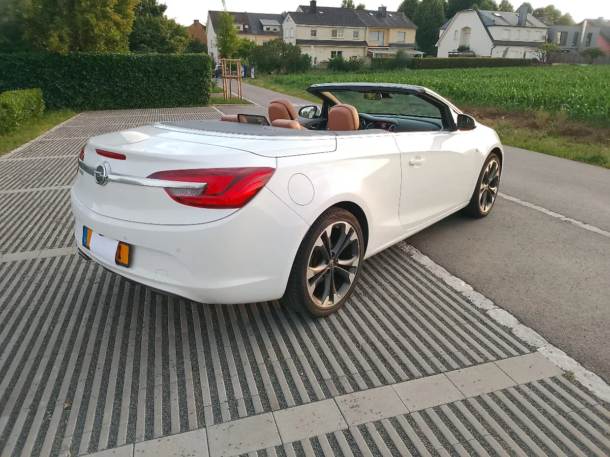Opel Cascada Innovation Cabriolet – 2018 | 112 500 4