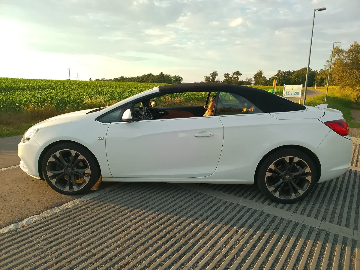Opel Opel Cascada Innovation Cabriolet – 2018 2