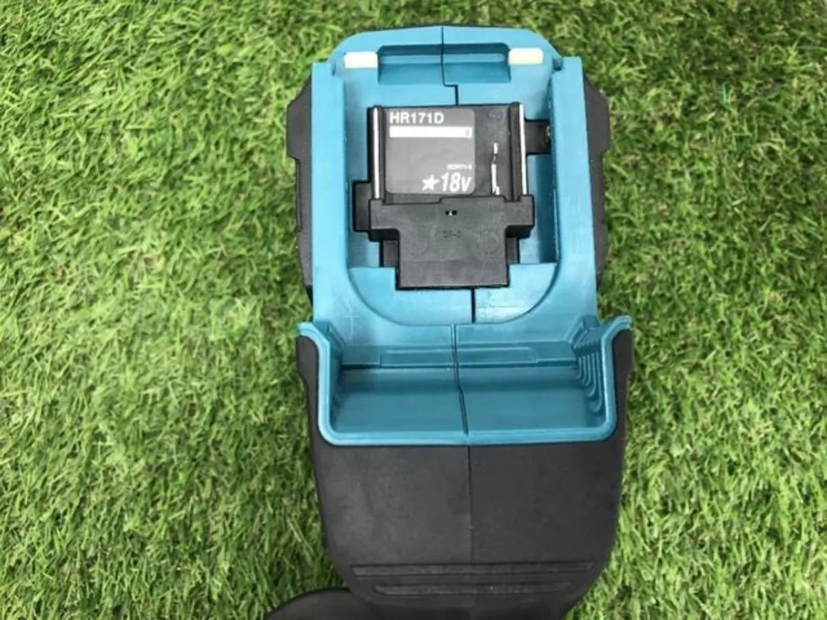 Perceuse Makita sans fil 3