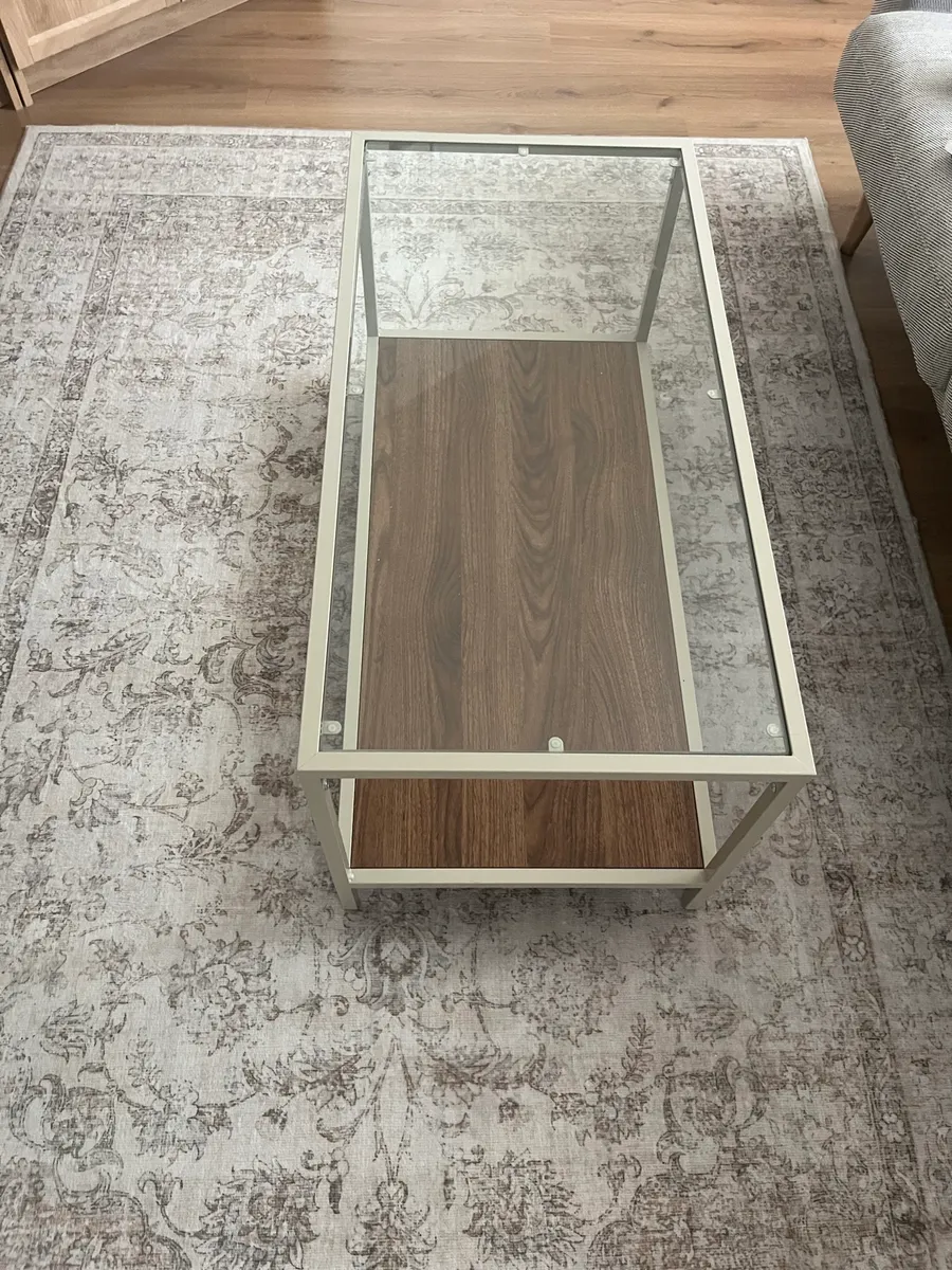 2 tables 2