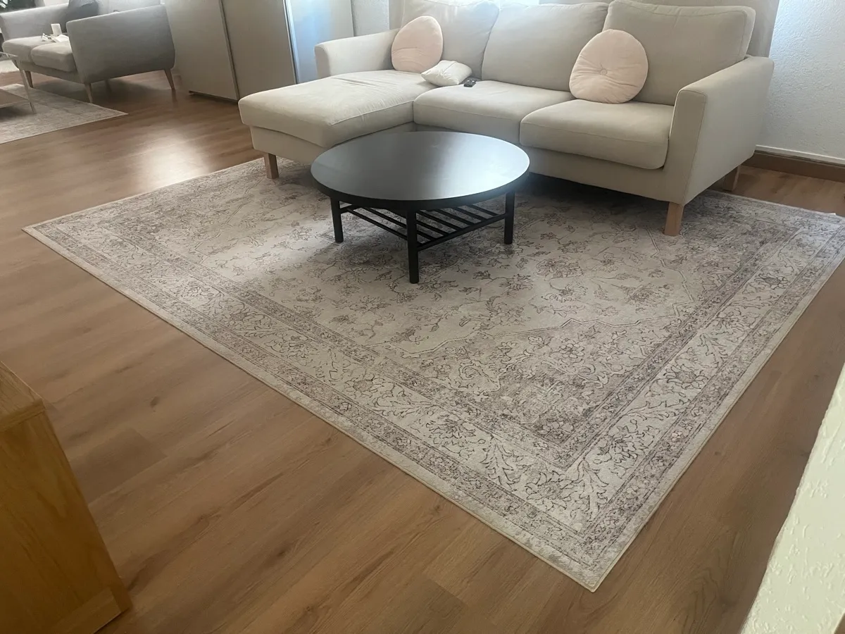 Vintage Area Rug 2