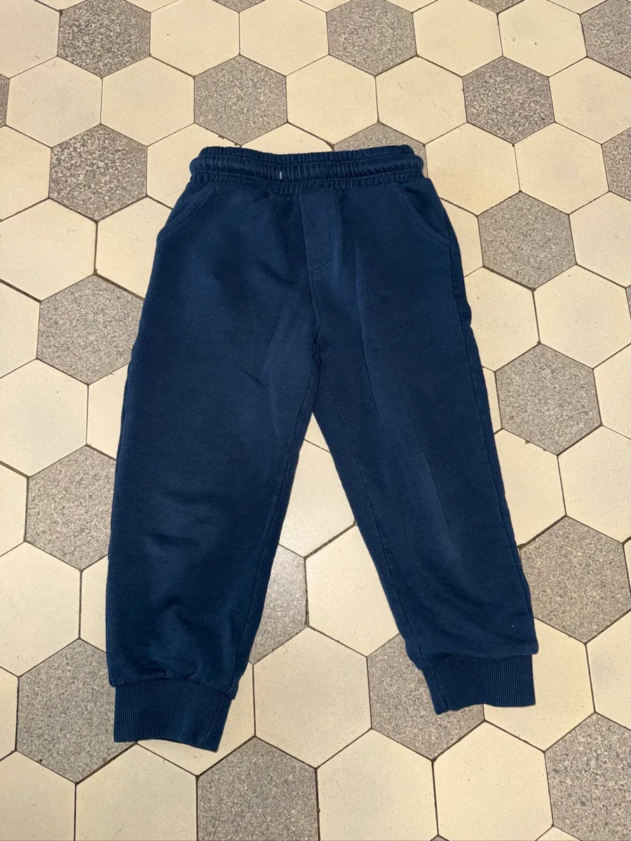 Kids' Sweatshirt and Pants Set 5