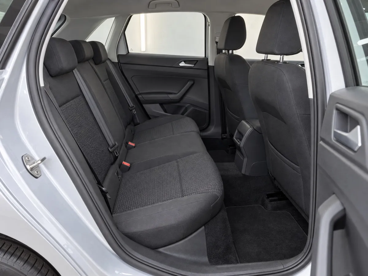 Volkswagen Polo 1.0 TSI Highline DSG 5