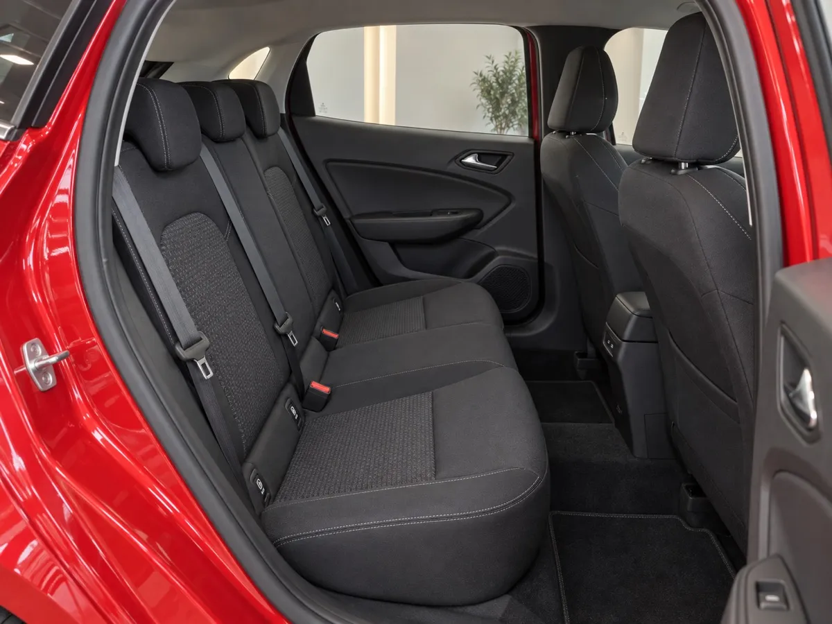Renault Clio 1.0 TCe Intens 5