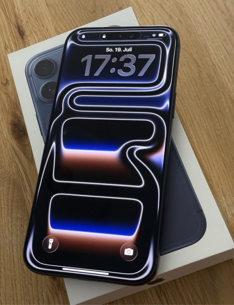 Apple iPhone 17 Pro Max 256 Go Bleu 3
